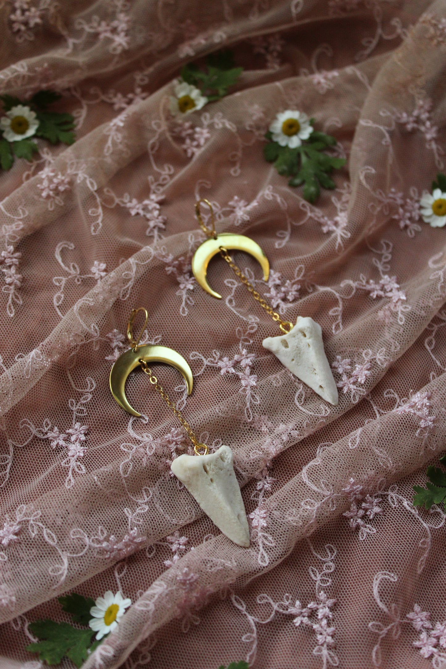 Deer Toe Spike Drop Earrings GP