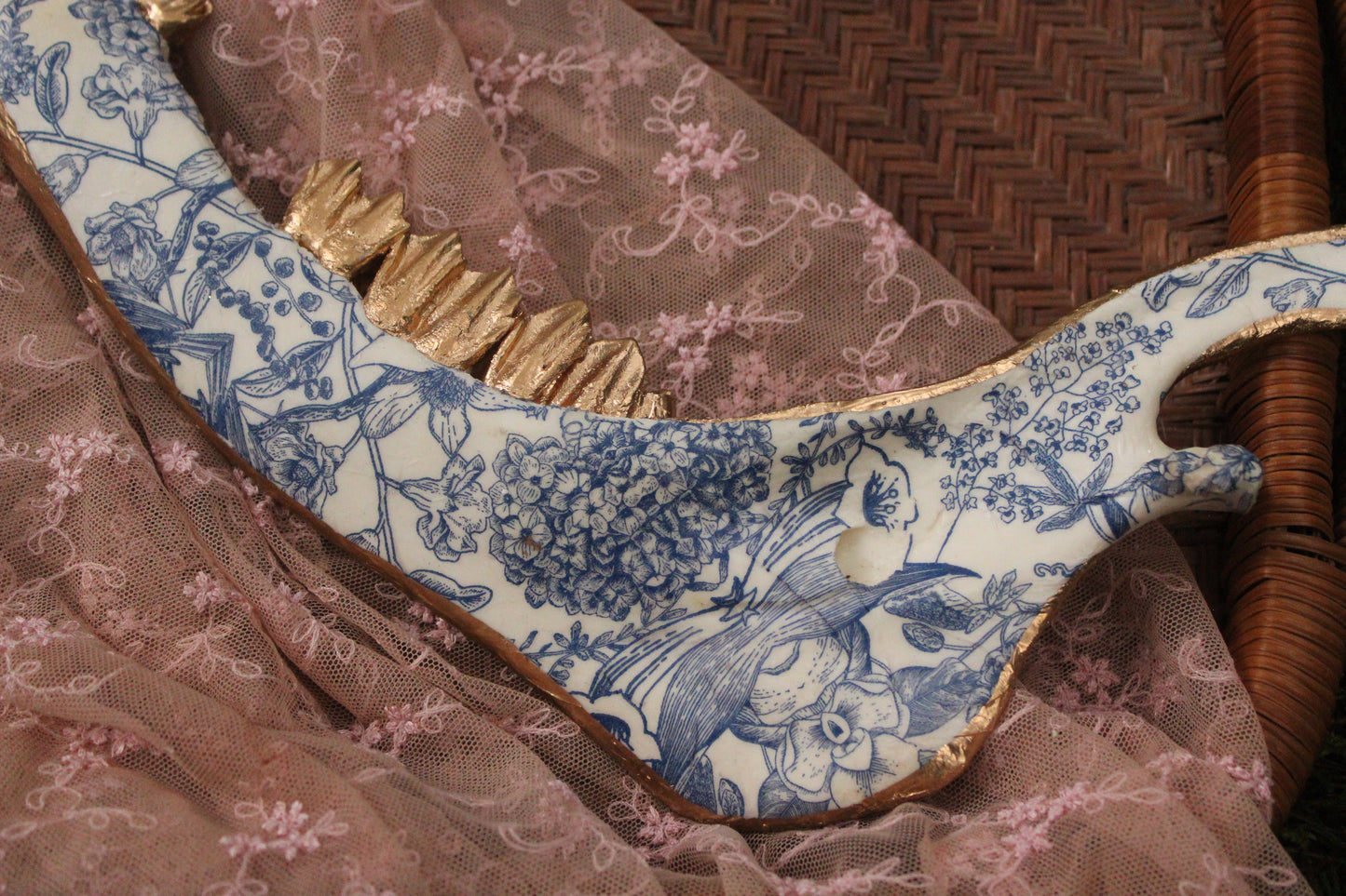‘Porcelain’ Floral Elk Jaw