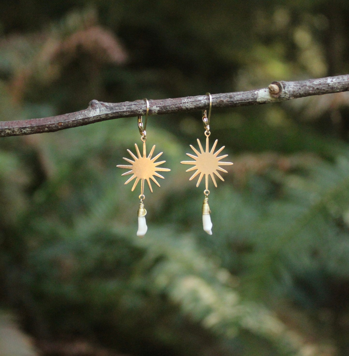Sunburst Raccoon Tooth Earrings