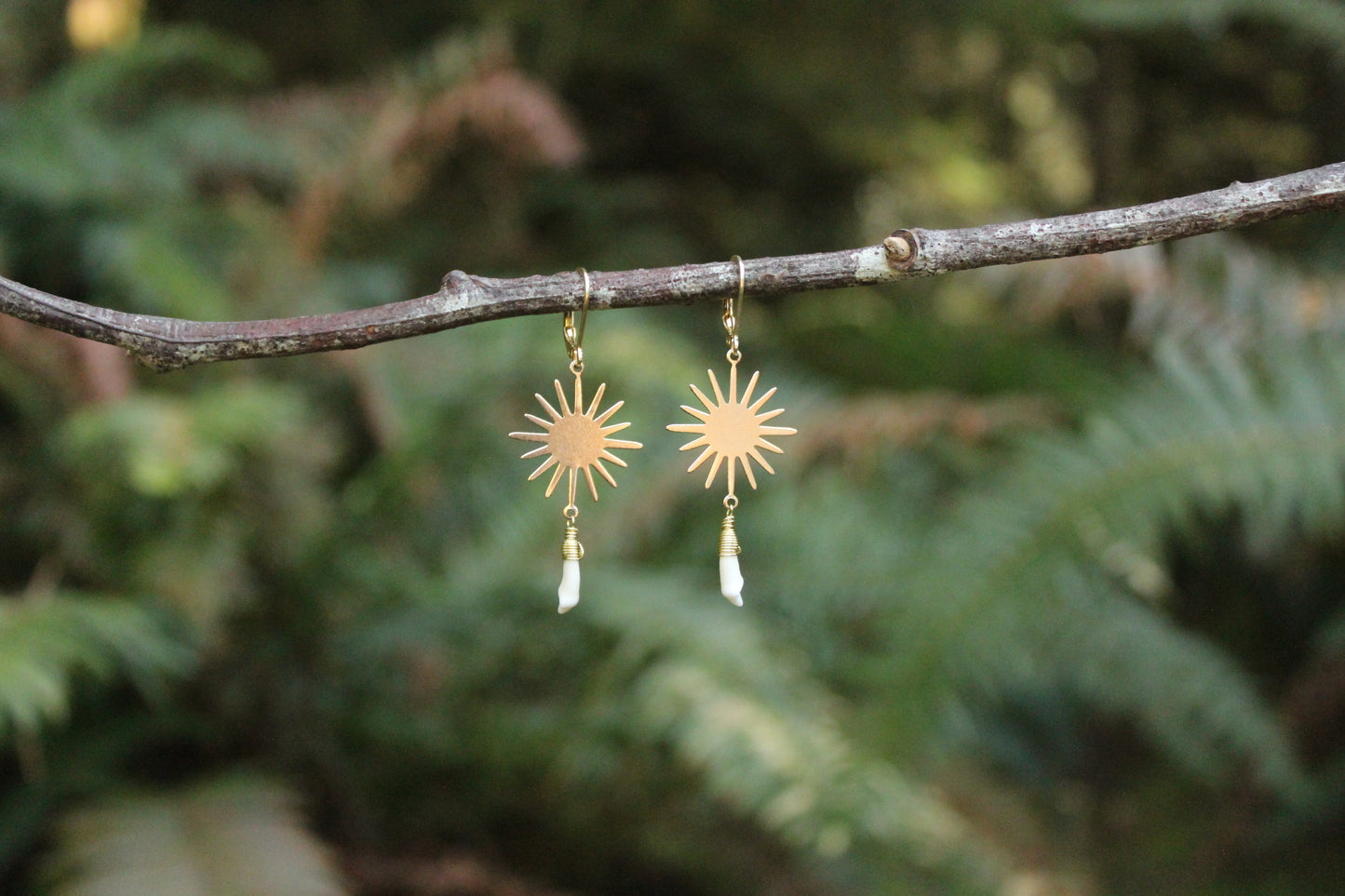Sunburst Raccoon Tooth Earrings