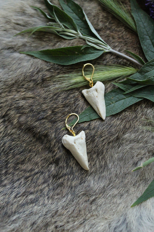 Deer Toe Earrings GP