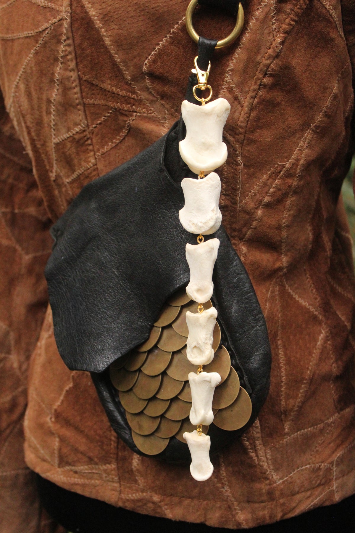 Elk & Deer Toe ‘Tail’ Keychain